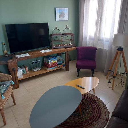 Appartement framboise à L'Ametlla de Mar Extérieur photo