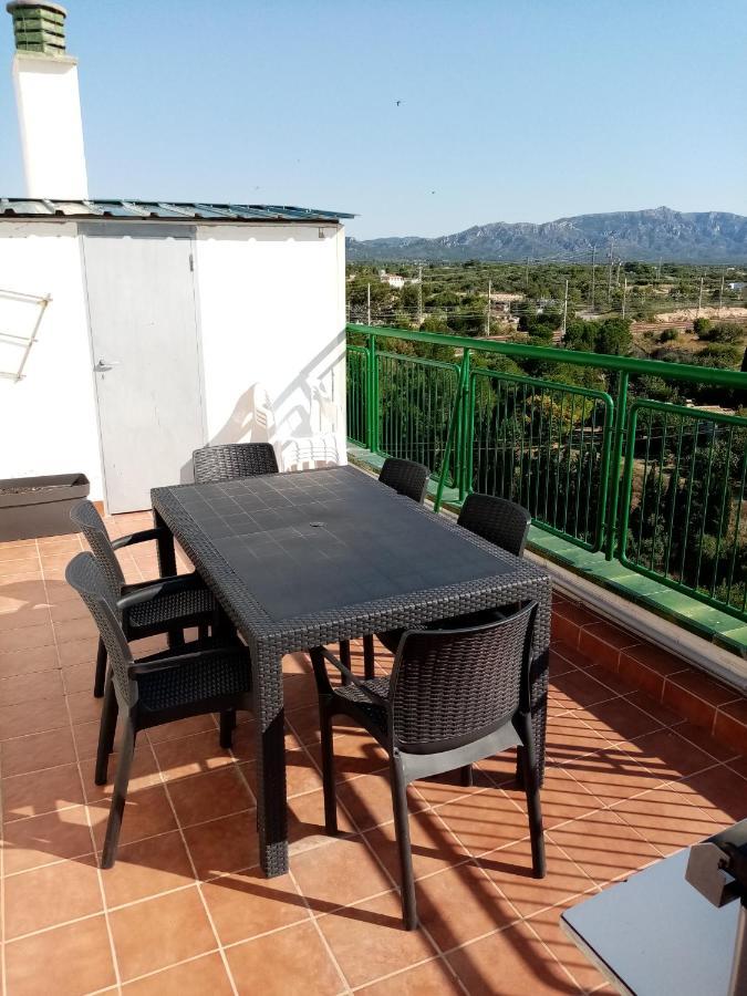 Appartement framboise à L'Ametlla de Mar Extérieur photo