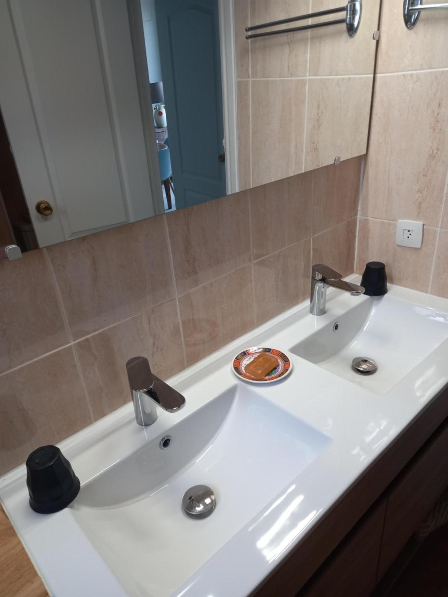 Appartement framboise à L'Ametlla de Mar Extérieur photo