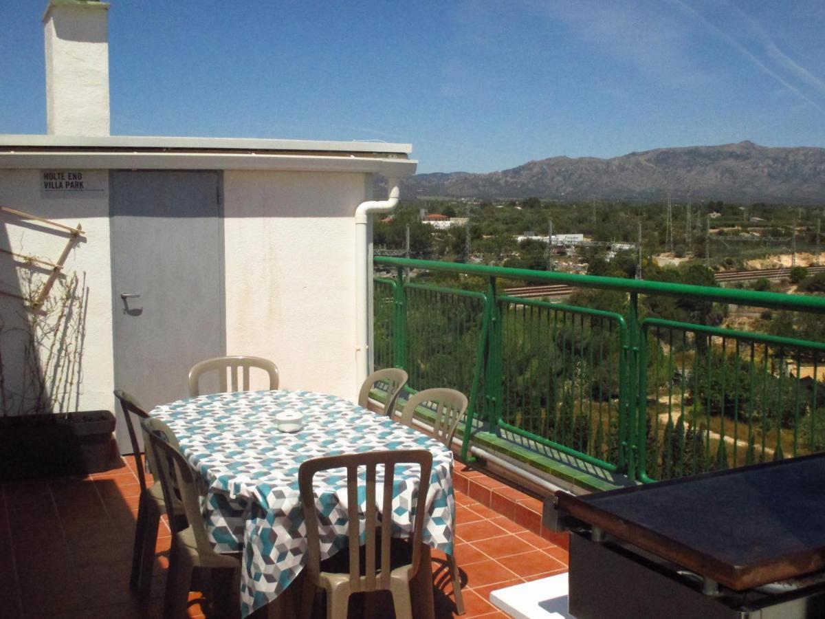 Appartement framboise à L'Ametlla de Mar Extérieur photo