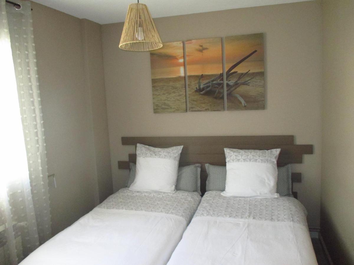 Appartement framboise à L'Ametlla de Mar Extérieur photo