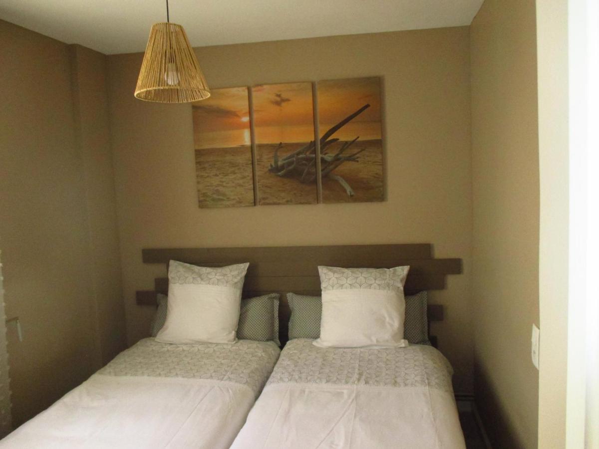 Appartement framboise à L'Ametlla de Mar Extérieur photo